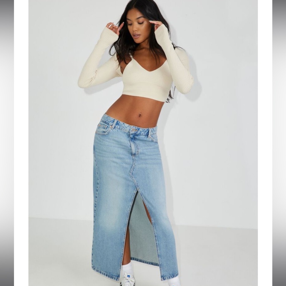 GARAGE DENIM MAXI SKIRT WITH SLIT! WORN ONCE GREAT CONDITION! SIZE XS!